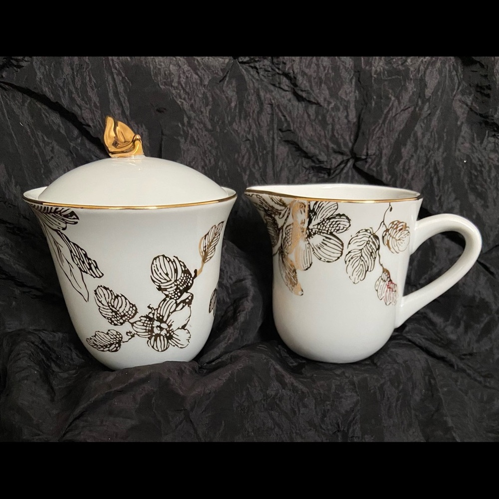 Vintage AVON Expressions Gold Trimmed Creamer Sugar Bowl 3 pcs